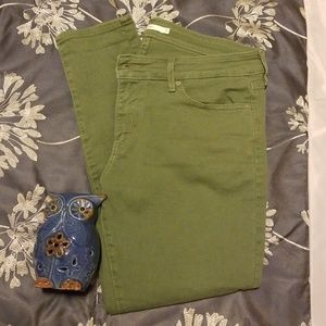 LEVI'S 711 skinny green pants